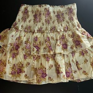 Cream floral skirt NWT